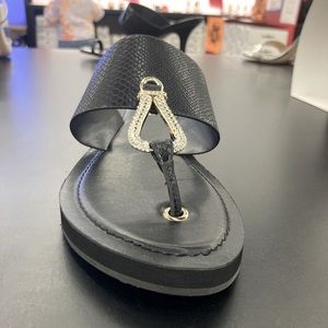 Black/silver Aldo sandals